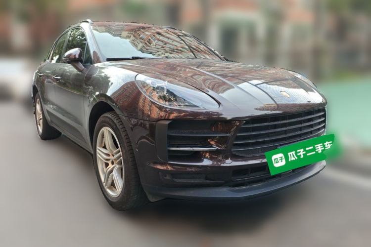 Used Porsche Macan 2018 Macan 2.0T Front Right 45 Deg