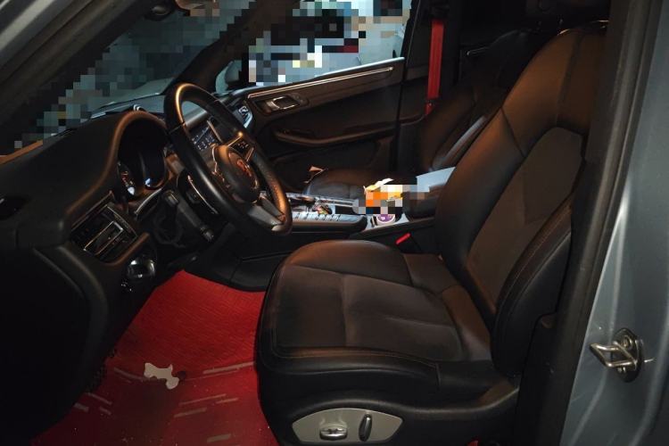 Used Porsche Macan 2018 Macan 2.0T Left Front Seat