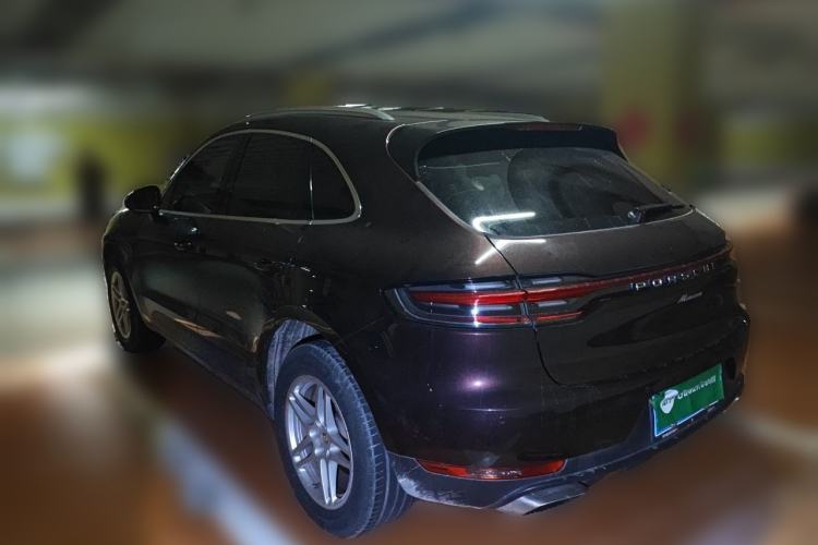 Used Porsche Macan 2018 Macan 2.0T Rear Left 45 Deg