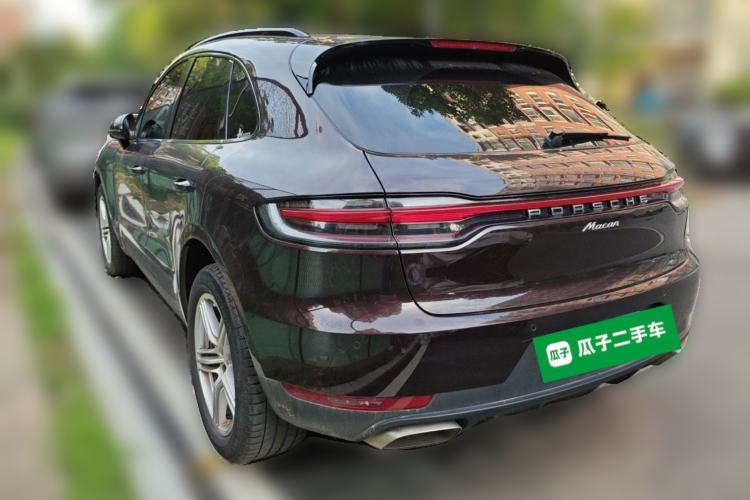 Used Porsche Macan 2018 Macan 2.0T Rear Left 45 Deg