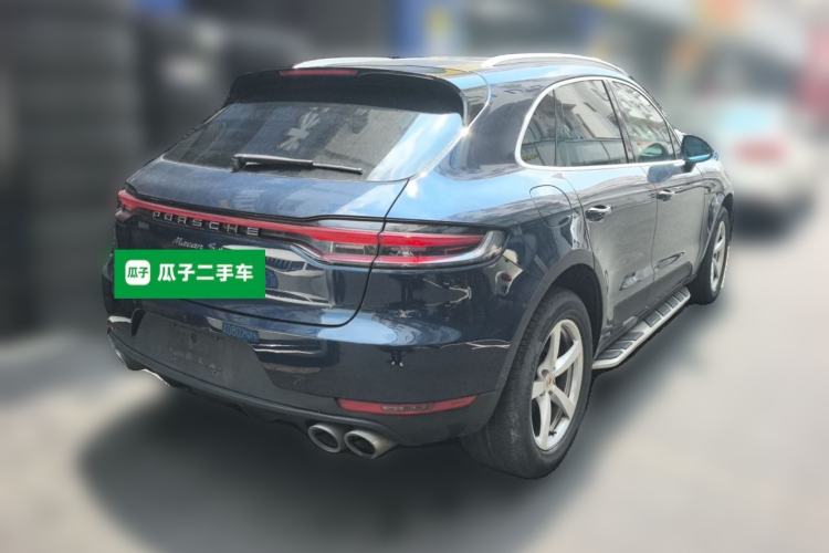 Used Porsche Macan 2018 Macan 2.0T Rear Right 45 Deg
