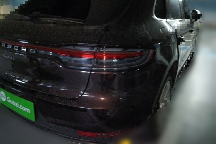 Used Porsche Macan 2018 Macan 2.0T Rear Right 45 Deg