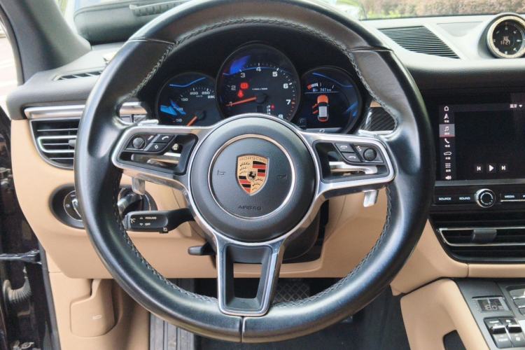 Used Porsche Macan 2018 Macan 2.0T Steering Wheel