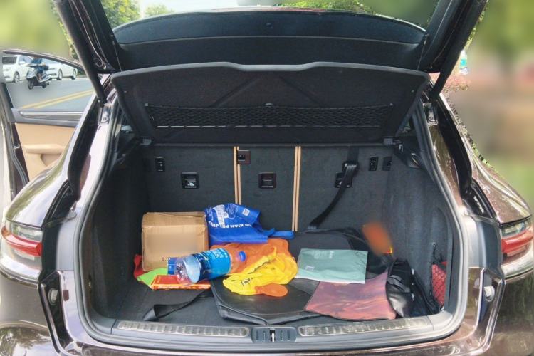 Used Porsche Macan 2018 Macan 2.0T Trunk