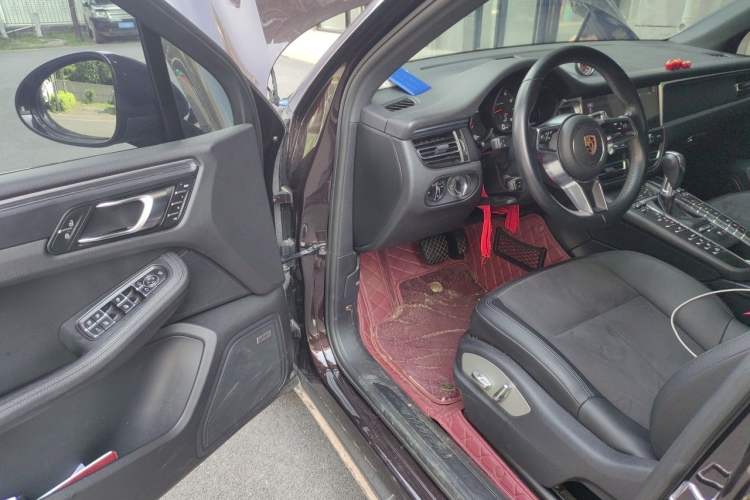 Used Porsche Macan 2018 Macan 2.0T Driver Seat