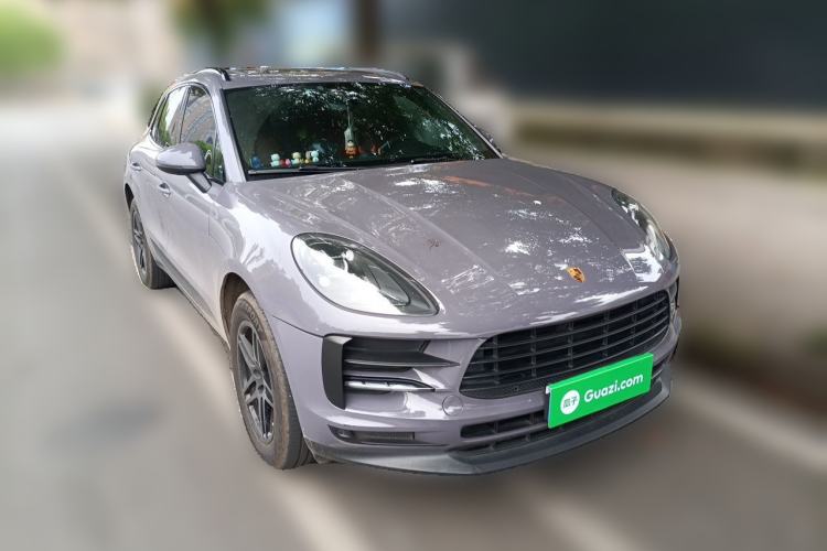 Used Porsche Macan 2018 Macan 2.0T Front Right 45 Deg