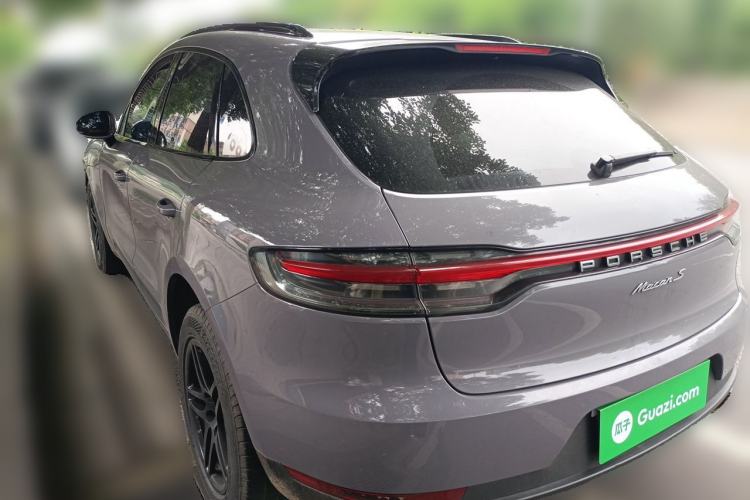 Used Porsche Macan 2018 Macan 2.0T Rear Left 45 Deg
