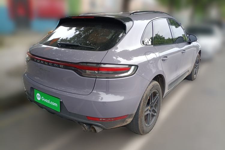 Used Porsche Macan 2018 Macan 2.0T Rear Right 45 Deg
