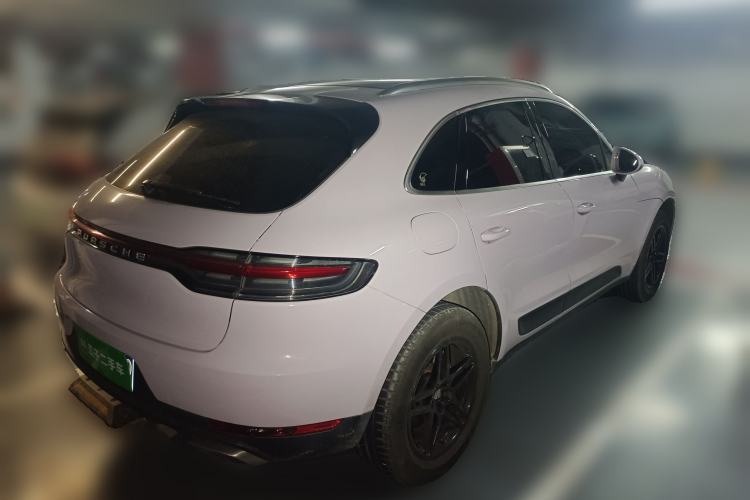 Used Porsche Macan 2018 Macan 2.0T Rear Right 45 Deg