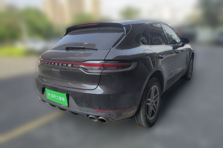 Used Porsche Macan 2018 Macan 2.0T Rear Right 45 Deg