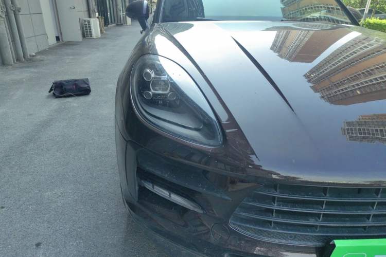 Used Porsche Macan 2018 Macan 2.0T Right Front Headlight