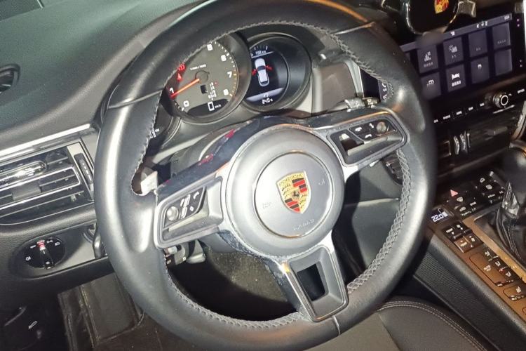 Used Porsche Macan 2018 Macan 2.0T Steering Wheel