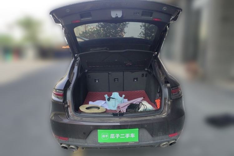 Used Porsche Macan 2018 Macan 2.0T Trunk