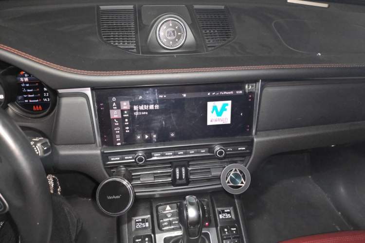 Used Porsche Macan 2018 Macan 2.0T Audio And AC Panel