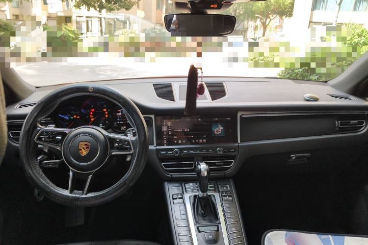 Used Porsche Macan 2018 Macan 2.0T Center Console