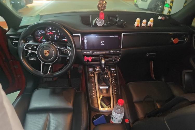 Used Porsche Macan 2018 Macan 2.0T Center Console