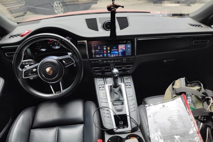 Used Porsche Macan 2018 Macan 2.0T Center Console