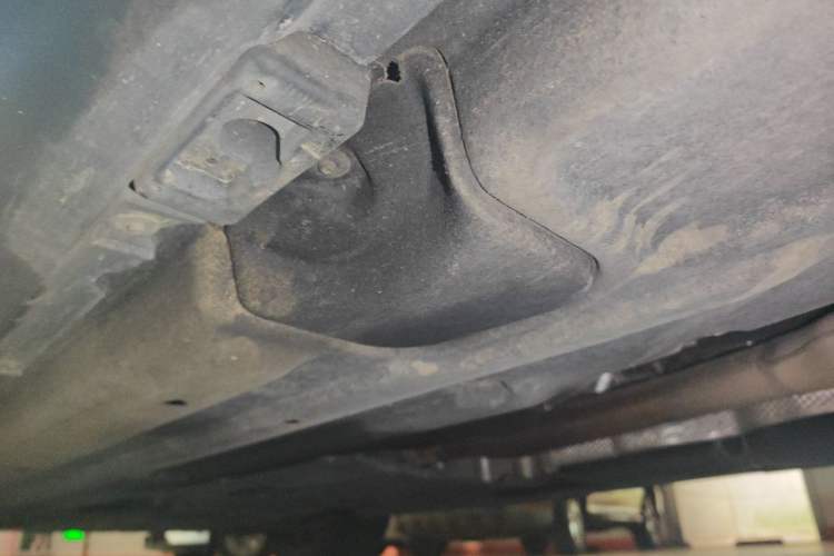 Used Porsche Macan 2018 Macan 2.0T Chassis Rear Left