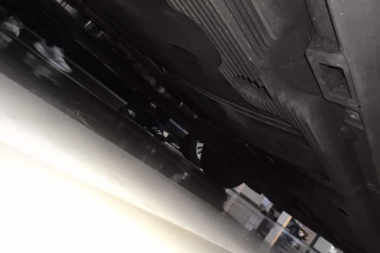 Used Porsche Macan 2018 Macan 2.0T Chassis Rear Right