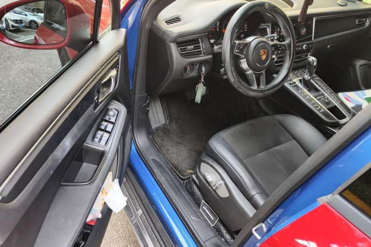 Used Porsche Macan 2018 Macan 2.0T Driver Seat