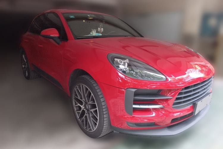 Used Porsche Macan 2018 Macan 2.0T Front Right 45 Deg