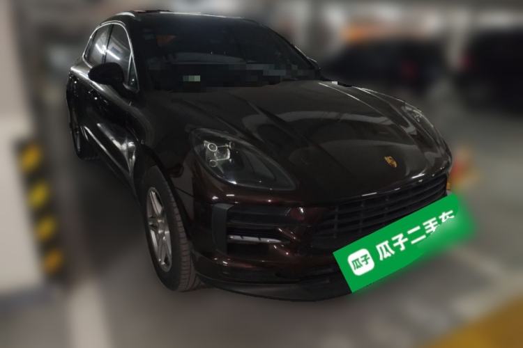 Used Porsche Macan 2018 Macan 2.0T Front Right 45 Deg