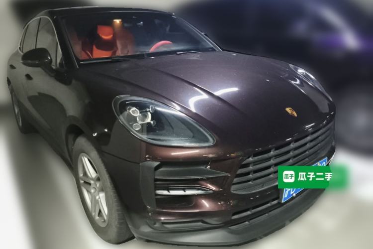 Used Porsche Macan 2018 Macan 2.0T Front Right 45 Deg
