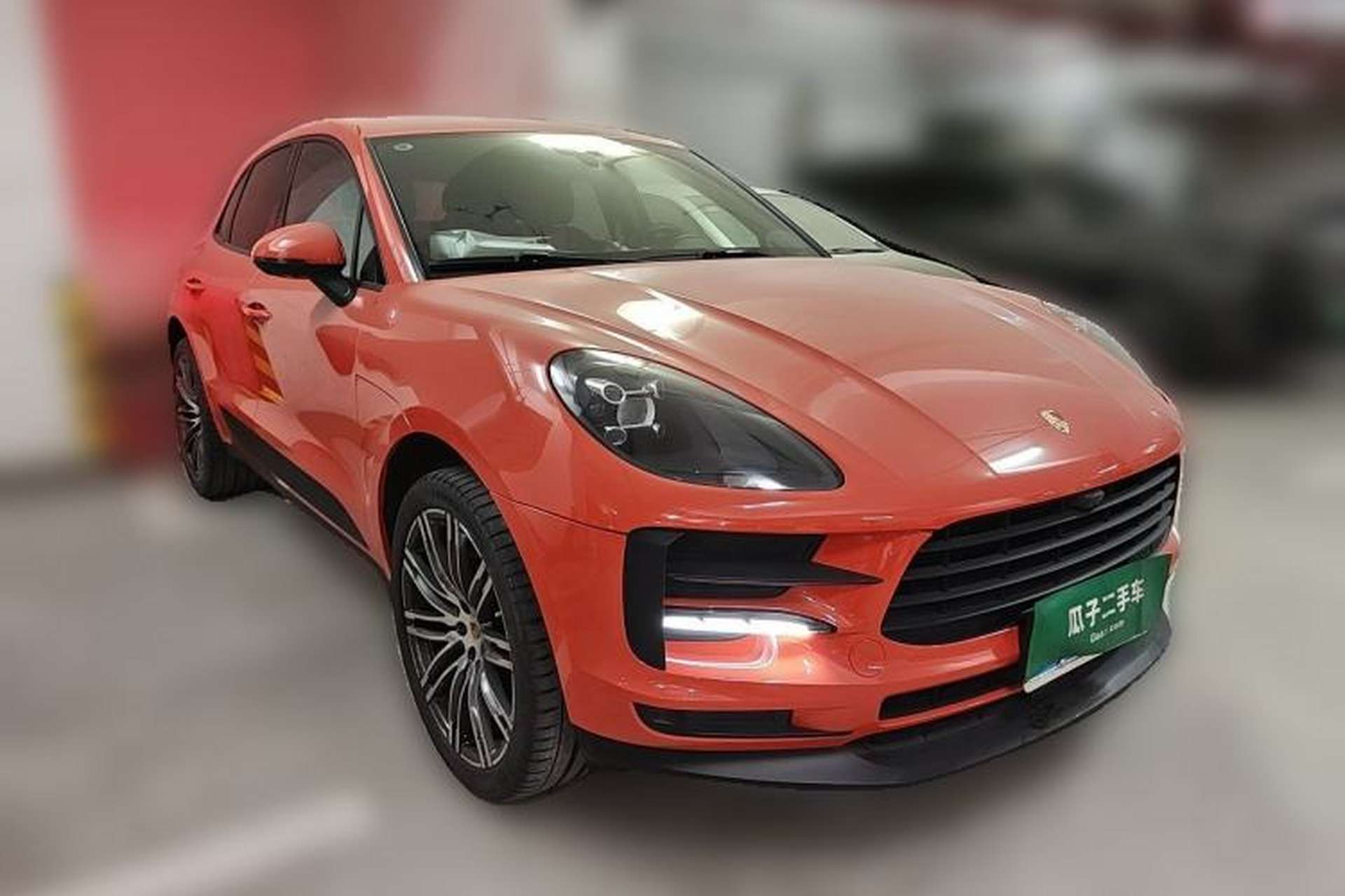 Used Porsche Macan 2018 Macan 2.0T Front Right 45 Deg