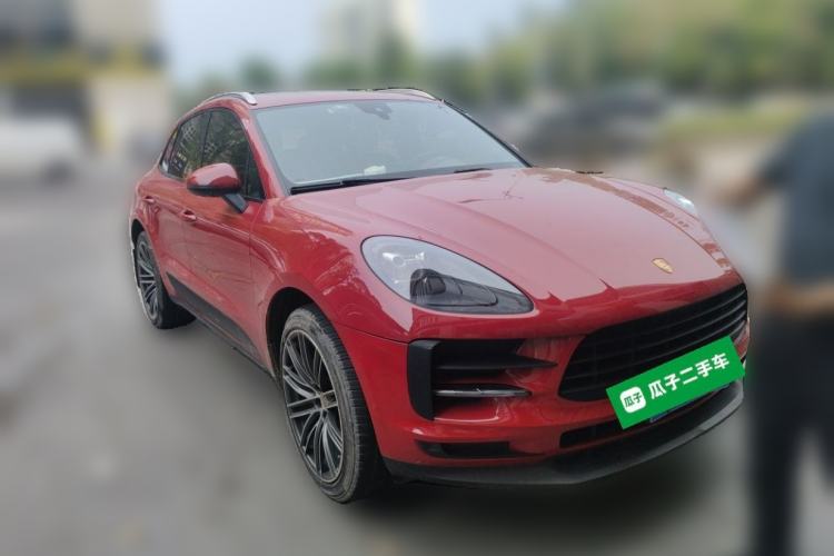 Used Porsche Macan 2018 Macan 2.0T Front Right 45 Deg