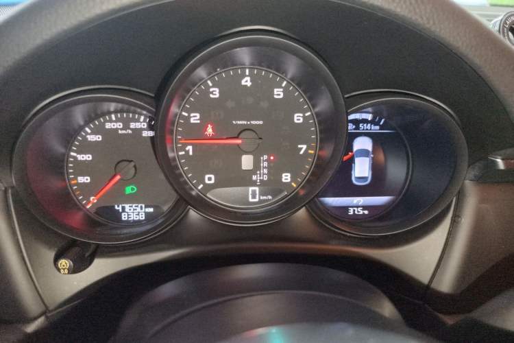 Used Porsche Macan 2018 Macan 2.0T Instrument Cluster