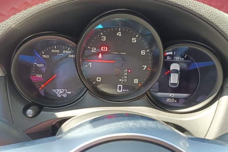 Used Porsche Macan 2018 Macan 2.0T Instrument Cluster