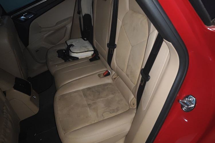 Used Porsche Macan 2018 Macan 2.0T Left Rear Seat