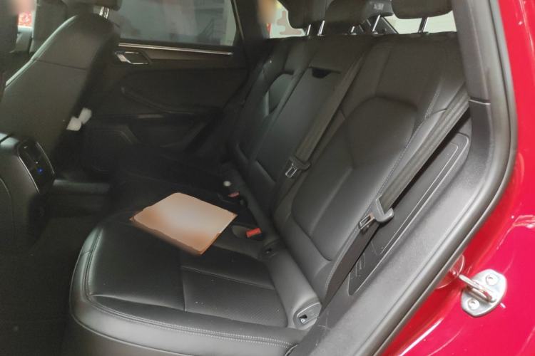 Used Porsche Macan 2018 Macan 2.0T Left Rear Seat