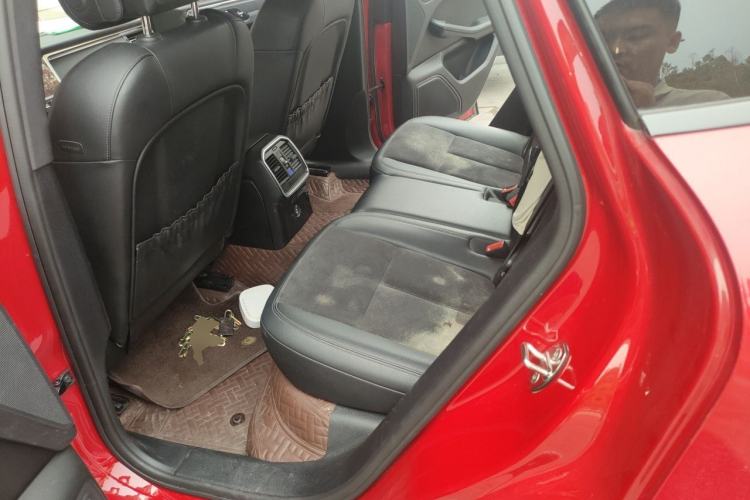 Used Porsche Macan 2018 Macan 2.0T Left Rear Seat