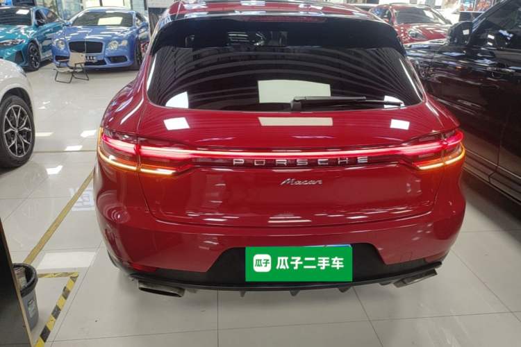 Used Porsche Macan 2018 Macan 2.0T Rear