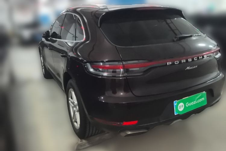 Used Porsche Macan 2018 Macan 2.0T Rear Left 45 Deg