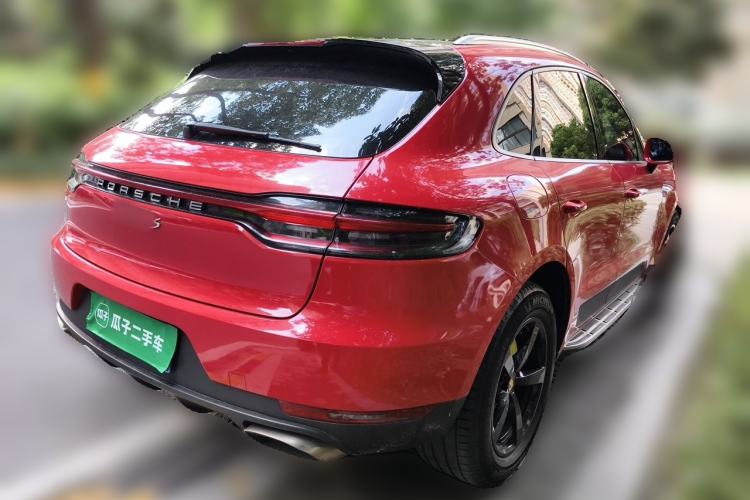 Used Porsche Macan 2018 Macan 2.0T Rear Right 45 Deg