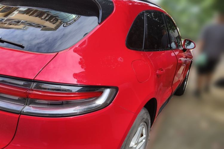 Used Porsche Macan 2018 Macan 2.0T Rear Right 45 Deg