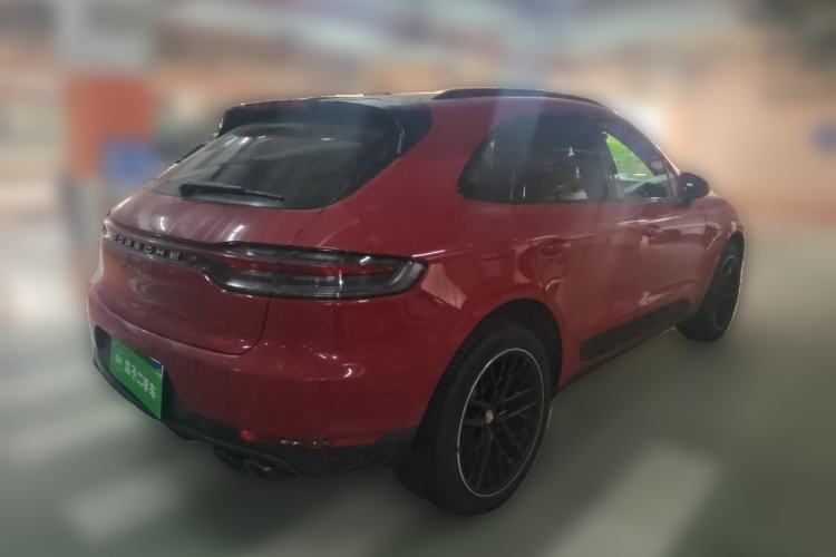 Used Porsche Macan 2018 Macan 2.0T Rear Right 45 Deg