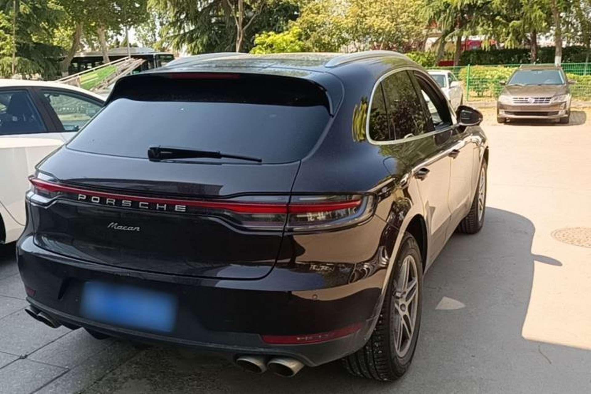 Used Porsche Macan 2018 Macan 2.0T Rear Right 45 Deg