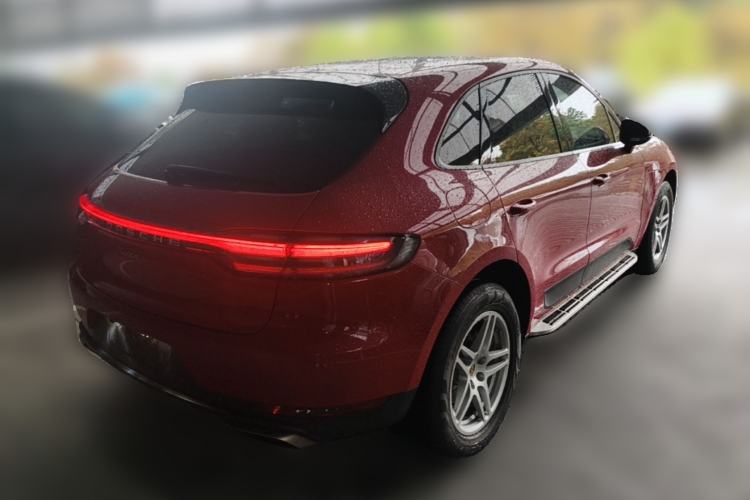 Used Porsche Macan 2018 Macan 2.0T Rear Right 45 Deg