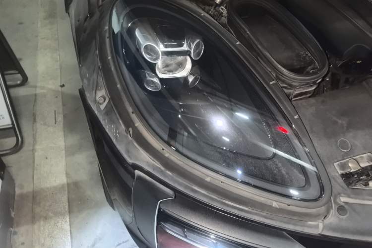 Used Porsche Macan 2018 Macan 2.0T Right Front Headlight