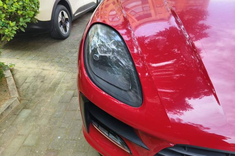 Used Porsche Macan 2018 Macan 2.0T Right Front Headlight