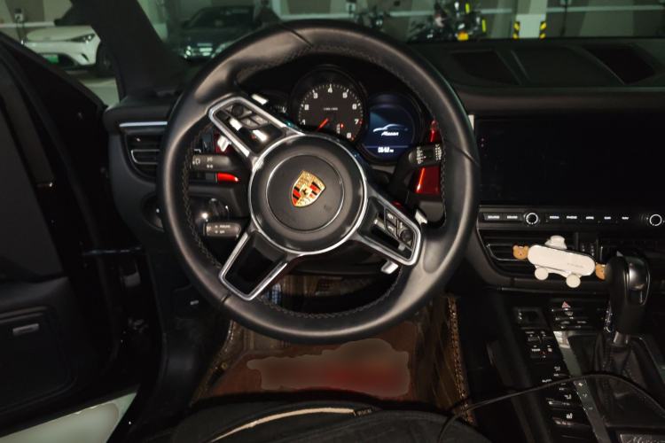 Used Porsche Macan 2018 Macan 2.0T Steering Wheel