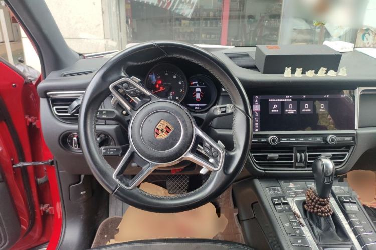 Used Porsche Macan 2018 Macan 2.0T Steering Wheel