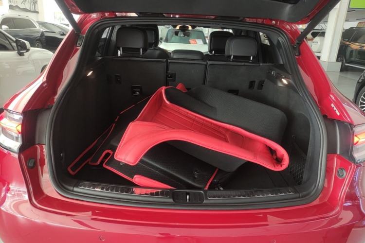 Used Porsche Macan 2018 Macan 2.0T Trunk