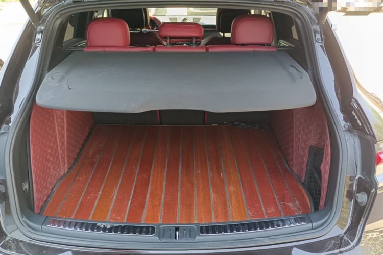 Used Porsche Macan 2018 Macan 2.0T Trunk
