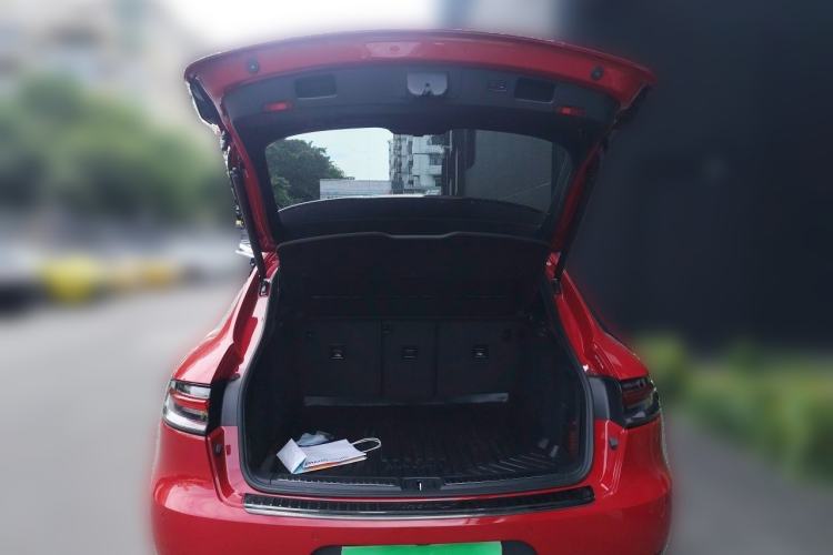 Used Porsche Macan 2018 Macan 2.0T Trunk