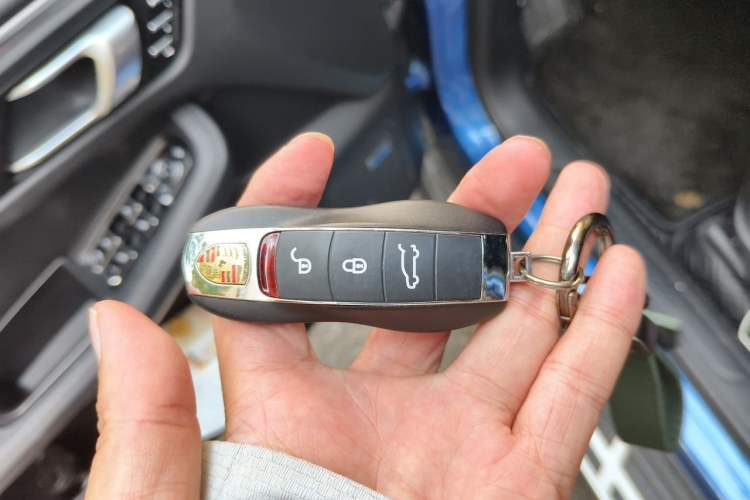Used Porsche Macan 2018 Macan 2.0T Vehicle Key