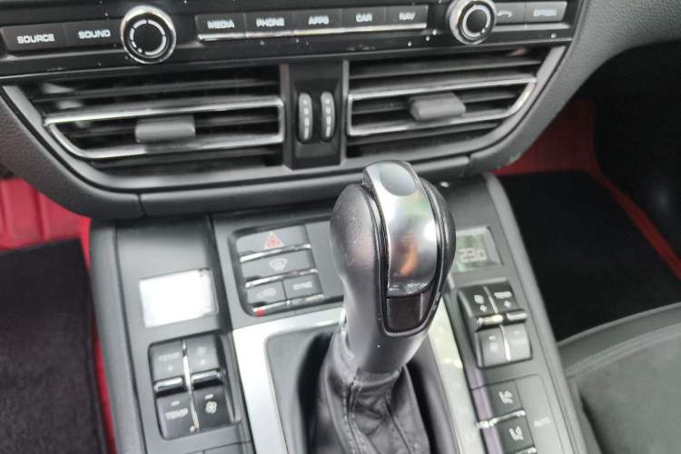 Used Porsche Macan 2018 Macan 2.0T Vehicle Key